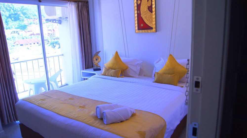 J Sweet Dream Boutique Hotel Phuket Patong Exteriör bild